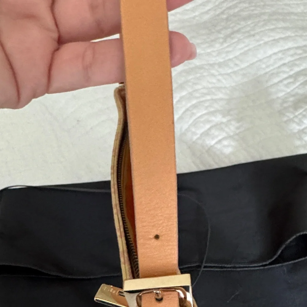 Fendi Pink and Gold Shoulder Bag - Picture 9 of 11